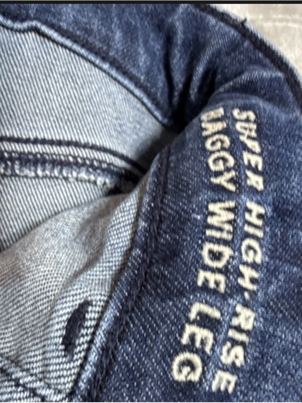 American Eagle Outfitters 6 Short Super High-Rise Dark Blue Jeans - Picture 8 of 9